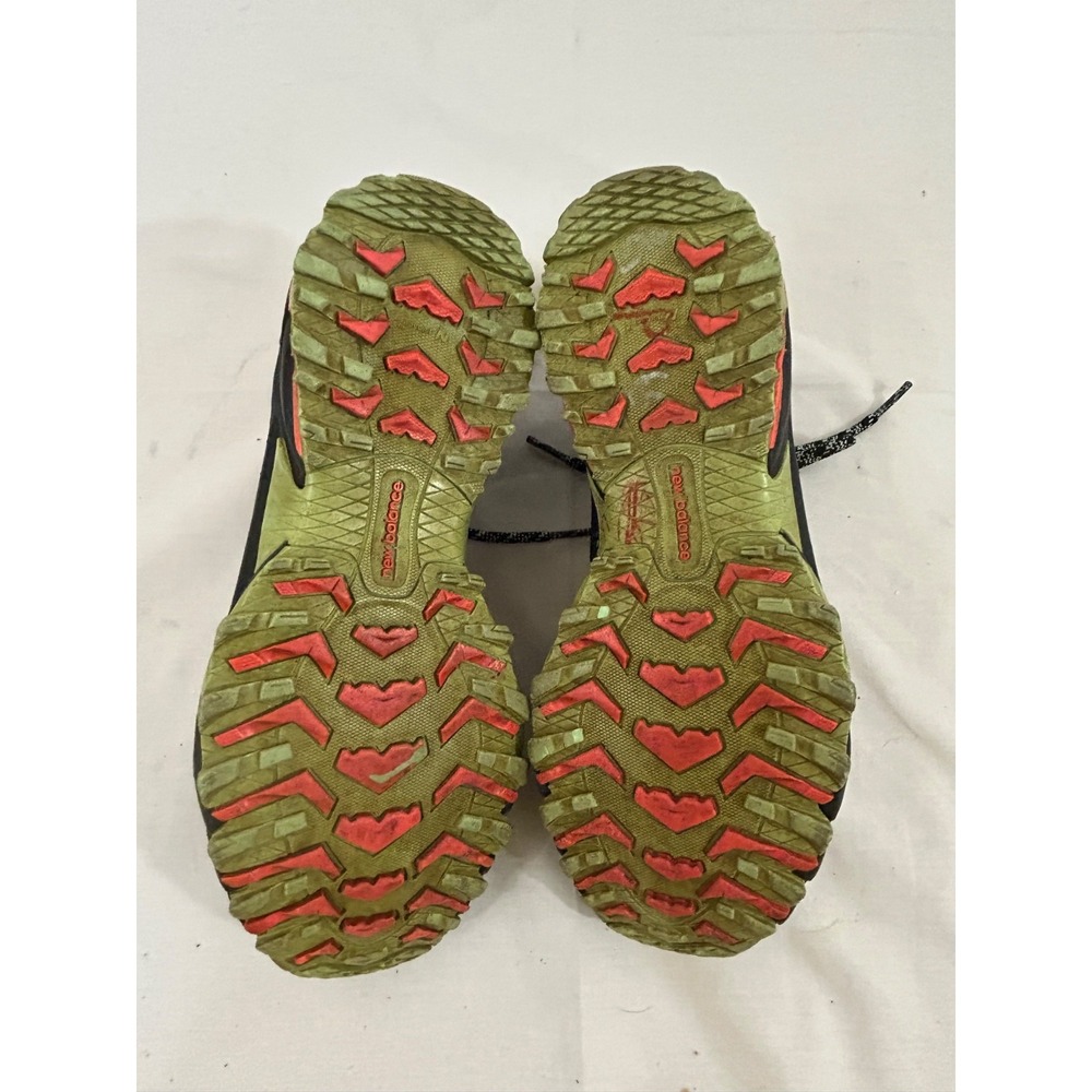 New Balance 612 Trail All Terrain Womens Size 8 Running Shoes WTE612B1 Hiking - Picture 3 of 10